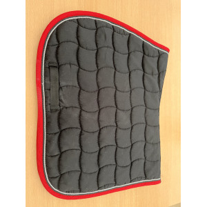 Tapis de selle Harcour Chantilly CSO cheval noir/rouge