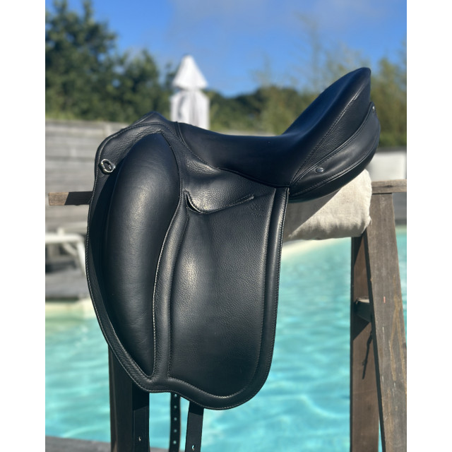 Selle Gaston Mercier Doline II, 2023, modèle dressage et loisirs,16,5''-17''