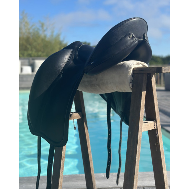 Selle Gaston Mercier Doline II, 2023, modèle dressage et loisirs,16,5''-17''