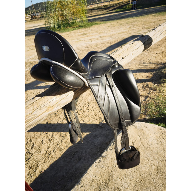 Selle de dressage Zaldi R-Drim Atlanta — 17"5