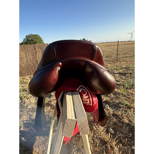 Selle CWD SE03 17" Havane - 2L - 2018