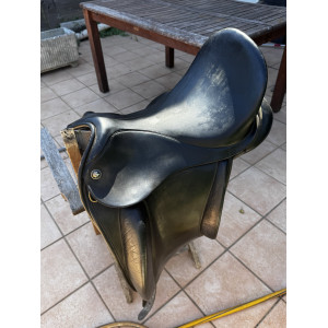 Selle de dressage HENNIG