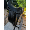 Selle de dressage HENNIG