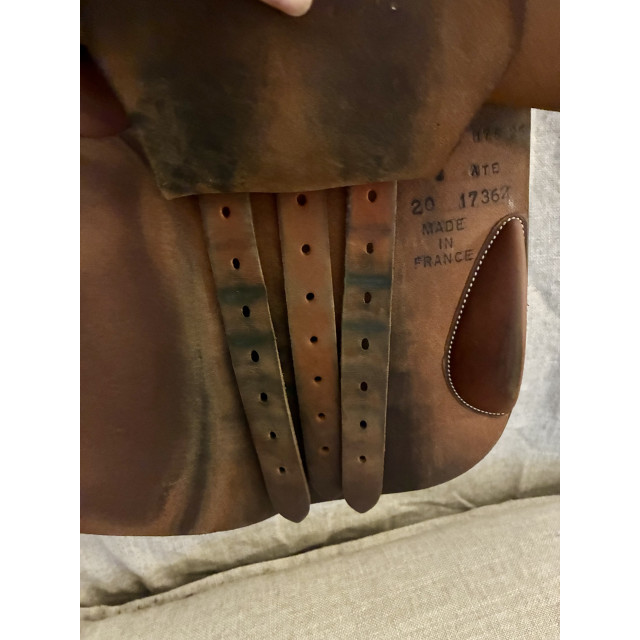 Selle Butet semi-creux 17,5