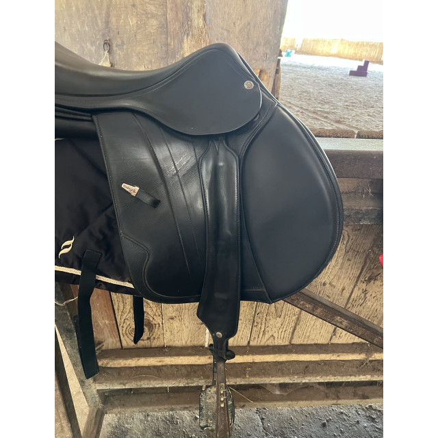 Selle équipe taille 18 noire