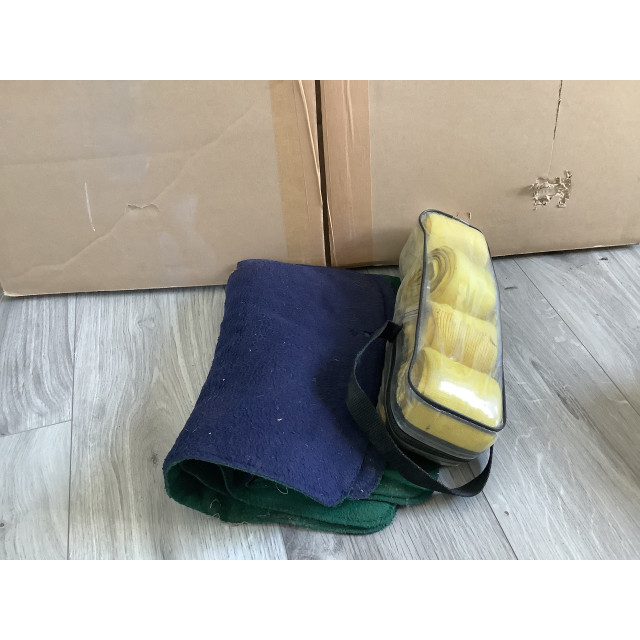 2 paires de bandes et flanelles