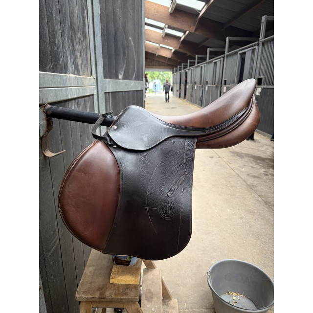 Selle Arion Jumping taille 17