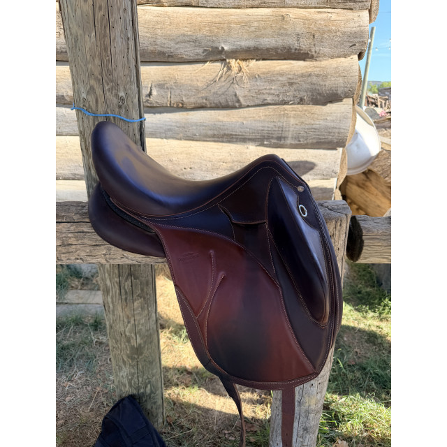 Selle dressage Devoucoux Makila Lab