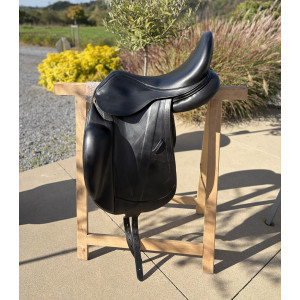 Selle de dressage
