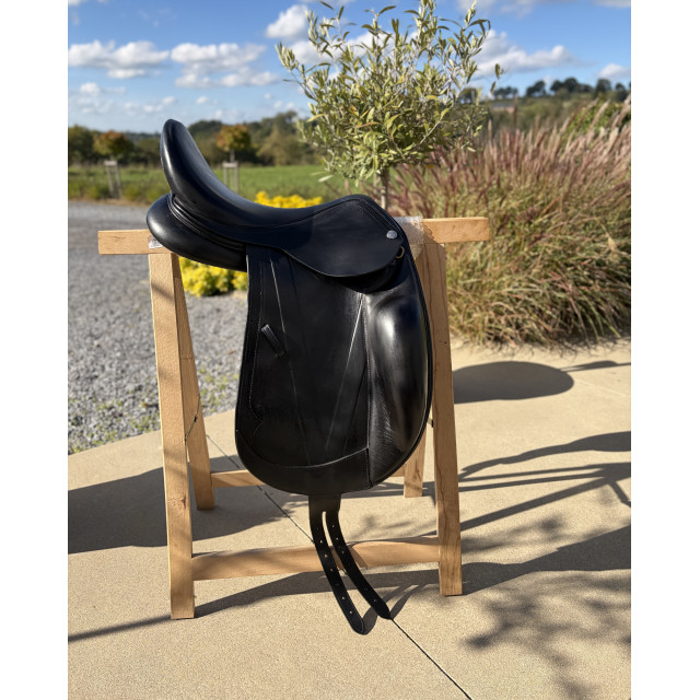 Selle de dressage