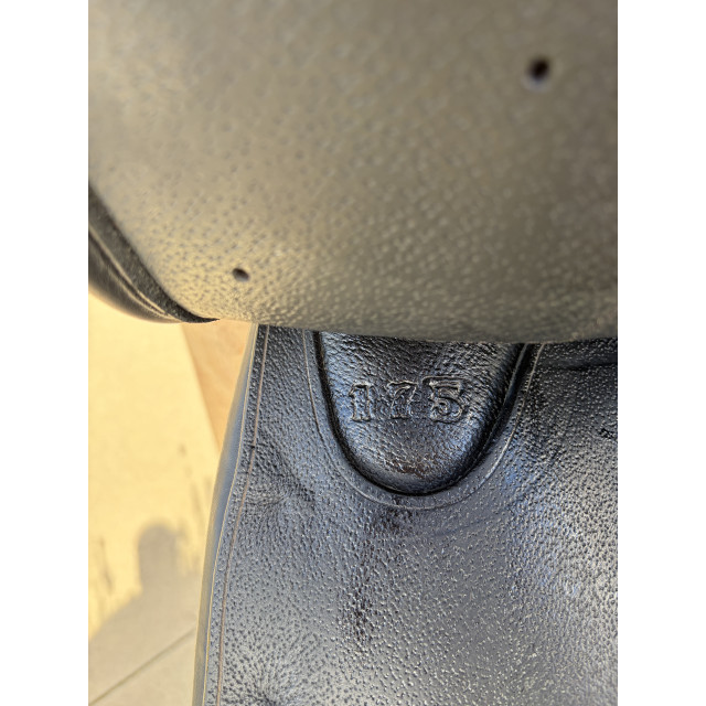 Selle de dressage