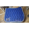 Tapis de selle Hervé Godignon (HG), modèle bleu roi avec bordure bleu marine et liseré blanc