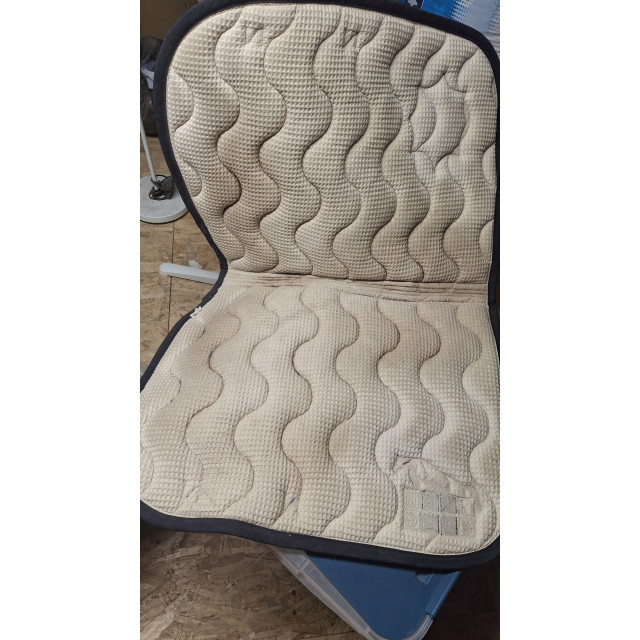 Tapis de selle Hervé Godignon (HG), modèle bleu roi avec bordure bleu marine et liseré blanc