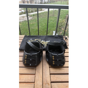 Hipposandales scoot boots