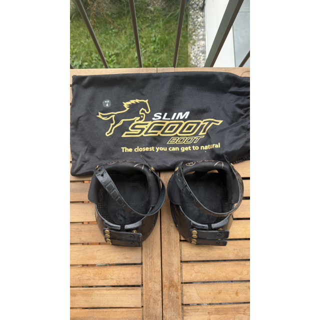 Hipposandales scoot boots