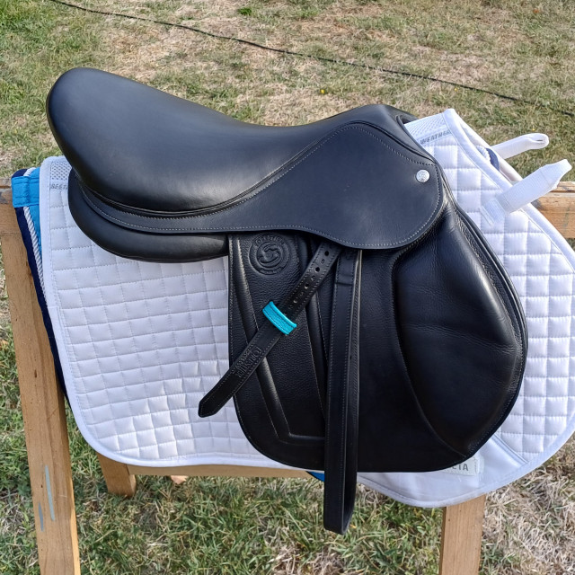 Selle Millstreet Forestier 16" 1A Noir