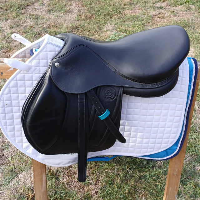 Selle Millstreet Forestier 16" 1A Noir