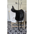 Selle de dressage Aulion 17.5 p en parfait état