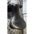 Selle de dressage Aulion 17.5 p en parfait état