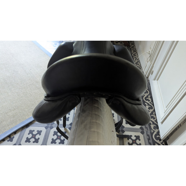 Selle de dressage Aulion 17.5 p en parfait état