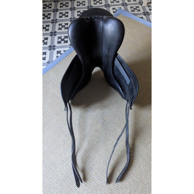 Selle de dressage Aulion 17.5 p en parfait état