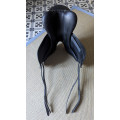 Selle de dressage Aulion 17.5 p en parfait état