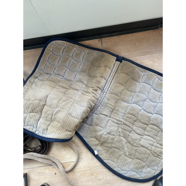 Ensemble taille poney
