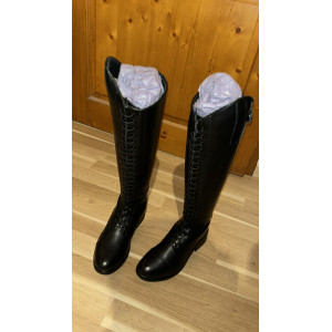 Bottes à lacets