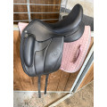 Selle de dressage forestier modèle Aachen 17