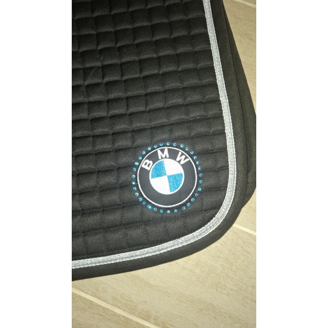 Ensemble cheval bmw