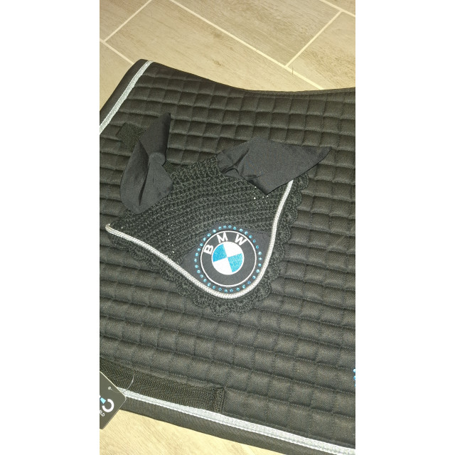 Ensemble cheval bmw