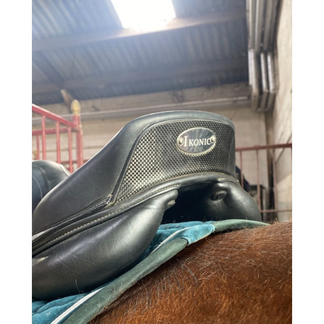 Selle de saut Ikonic Elite