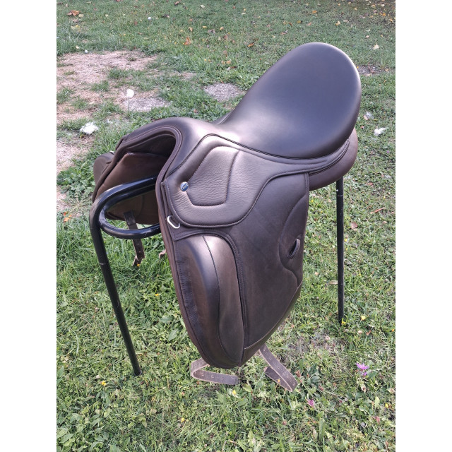 selle de dressage IKONIC 17.5