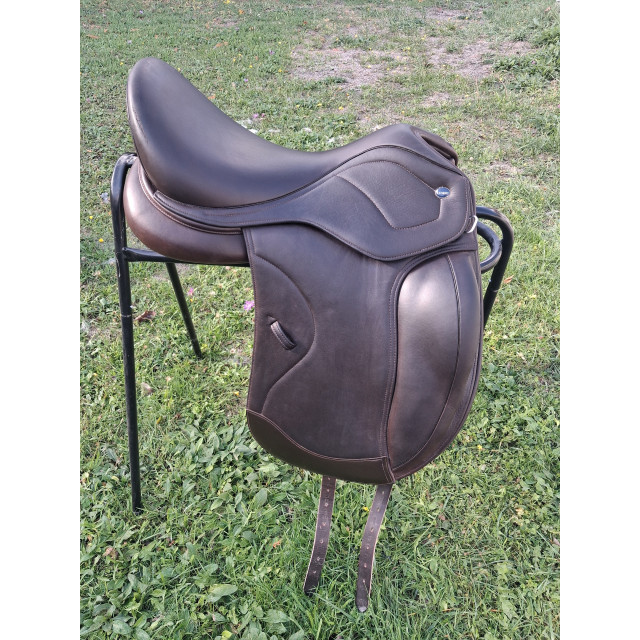 selle de dressage IKONIC 17.5