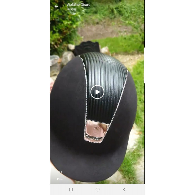 Magnifique casque samshield swarovski noir alcantara