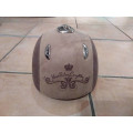 Bombe marron taille 55