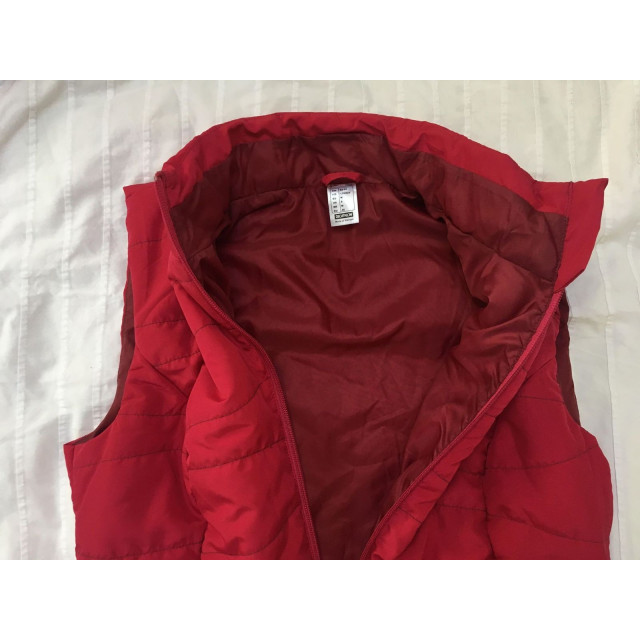 Doudoune légère framboise sans manche