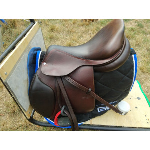Selle 18' gbs avec étrivières étrier