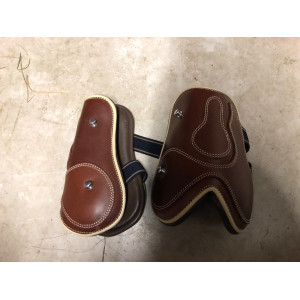 Protège boulet en cuir taille poney jamais porté