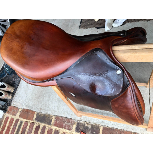 Selle Butet 17 pouces