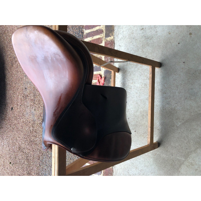 Selle Butet 17 pouces