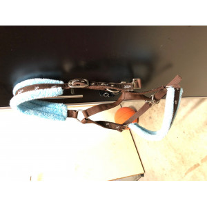 Licol chocolat + bleu ciel, taille poney