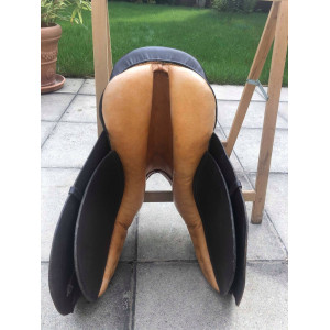 Selle mixte orientée dressage