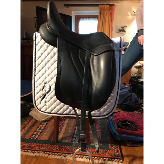Selle Dressage Antarès Concept 17'