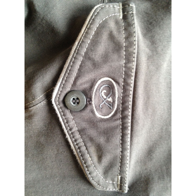 Pantalon komutekir gris