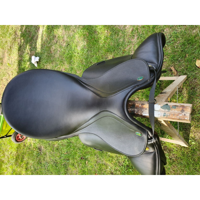 Selle dressage Prestige 18