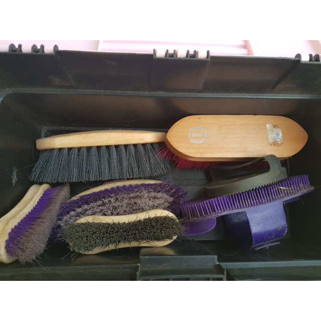 Brosses