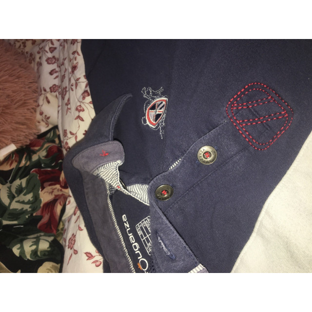 Haut d’équitation bleu