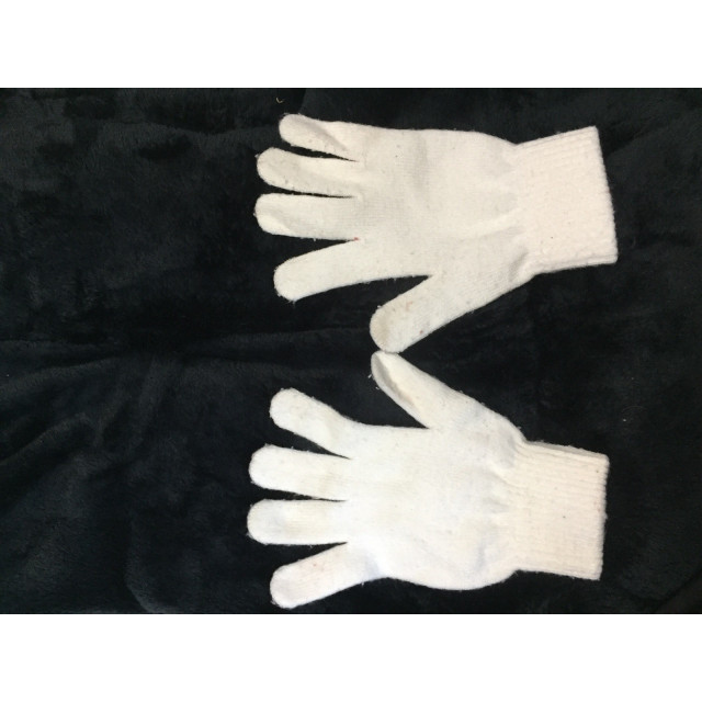 Gants blancs