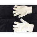 Gants blancs